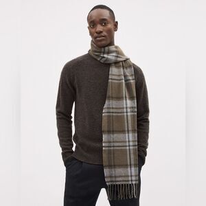 New With Tags Men's RW&CO. Plaid Scarf With Fringes